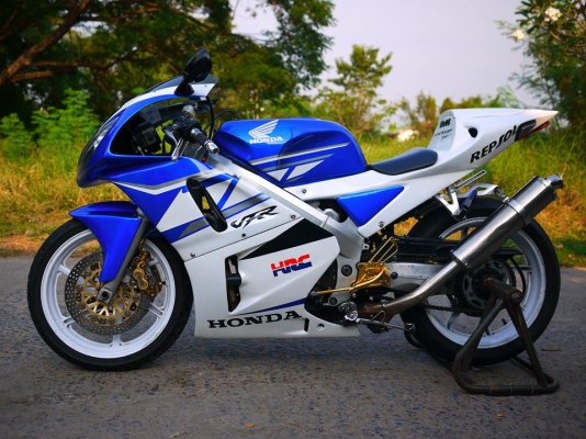 ขาย Nc30 พร้อมทะเบียนแท้ เครื่องสดๆขี่มันเลย แฟริ่งแต่ง ท่อสูตร