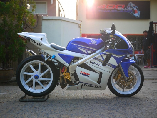 ขาย Nc30 พร้อมทะเบียนแท้ เครื่องสดๆขี่มันเลย แฟริ่งแต่ง ท่อสูตร