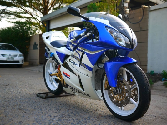 ขาย Nc30 พร้อมทะเบียนแท้ เครื่องสดๆขี่มันเลย แฟริ่งแต่ง ท่อสูตร