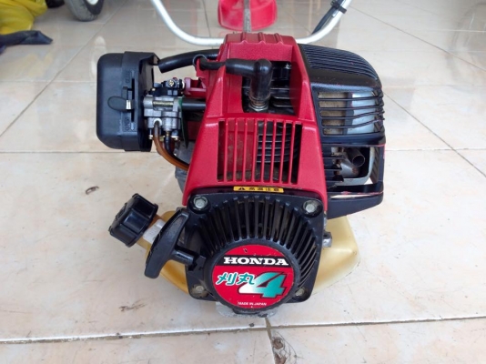 เครื่องตัดหญ้า HONDA 4 จังหวะ 5 แรง Made In japan