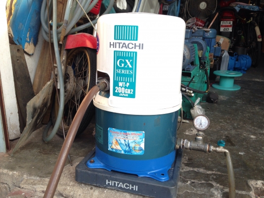 ขายปั้มน้ำอัตโนมัติ Hitachi 200W สภาพสวย ตรวจเช็คแรงดันเรียบร้อยแล้ว ไม่มีรั่วซึม วิ่งนิ่ม พร้อมใช้งาน