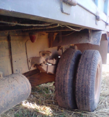 ISUZU KS 110 HP 4BC2 หกล้อดั๊มพ์ กระบะดั๊มพ์เหล็ก 4 ตันความยาว 3.50 เมตร เครื่องฝาขาวแรงดี หัวเก๋งยกหัวได้มีผุบ้างเล็กน้อย พวงมาลัยธรรมดา ช่วงล่างเดิมๆคัชซีไม่ผุ ยาง 7.50 ขอบ 16 สภาพดี เอกสารเล่มทะเบียนชุดโอนครบ ISUZU KS 110 HP 4BC2 หกล้อดั๊มพ์ กระบะดั๊มพ์เหล็ก 4 ตันความยาว 3.50 เมตร เครื่องฝาขาวแรงดี หัวเก๋งยกหัวได้มีผุบ้างเล็กน้อย พวงมาลัยธรรมดา ช่วงล่างเดิมๆคัชซีไม่ผุ ยาง 7.50 ขอบ 16 สภาพดี เอกสารเล่มทะเบียนชุดโอนครบ