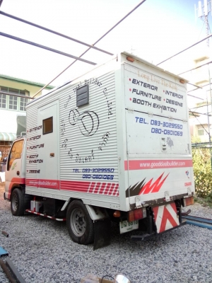 รถกระบะบรรทุก 4 ล้อ