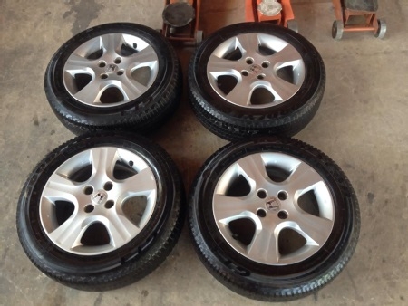 ล้อ Honda jazz ขอบ15 4รู100 พร้อมยาง Goodyear 175/65/15