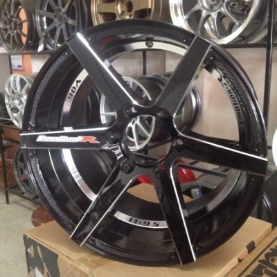 เเม็กใหม่S1 ขอบ17 5รู114,  6รู139 กว้าง หน้า8.5หลัง9.5