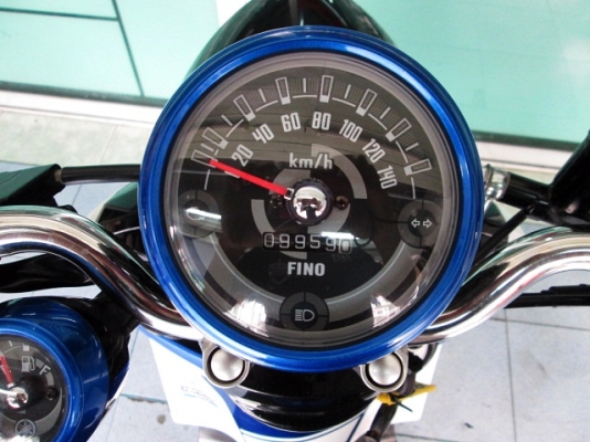 Fino i ลายสปร์อต  สีขาวนํ้าเงิน รถเดือน ตุลาคม ปี 56 ไมล์ 9 พันโล แถม 2 รายการ 25900