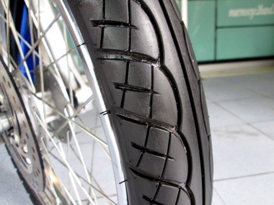 wave 110 i (สตาร์ทมือ) สีนํ้าเงินดำ รุ่นใหม่ ลายใหม่ล่าสุดโฉมปัจจุบัญ รถเดือน ม.ค. ปี57 ไมล์ 3 พันโล รถใหม่ๆ แถม 2 รายการ 30900