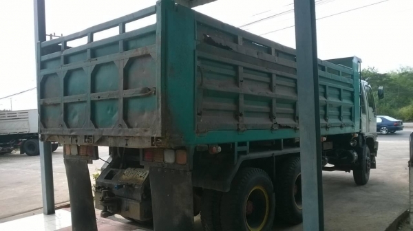 ขาย HINO FM3M สภาพพร้อมใช้งาน มีระบบลากพ่วง เครื่องเดิม M10C 240 แรงม้า เกียร์เดิม สโลว์เดิม แอร์เย็น ยางเต็ม ทะเบียนพร้อมโอน