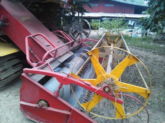 ขายรถเกี่ยวข้าว เจ้าช้างไวไฟ ขายรถเกี่ยวข้าว เจ้าช้างไวไฟ