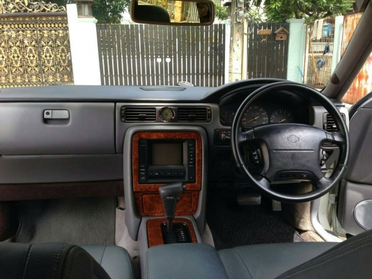 รถหรู นั่งสบาย สภาพสวยมาก รถหรู นั่งสบาย สภาพสวยมาก