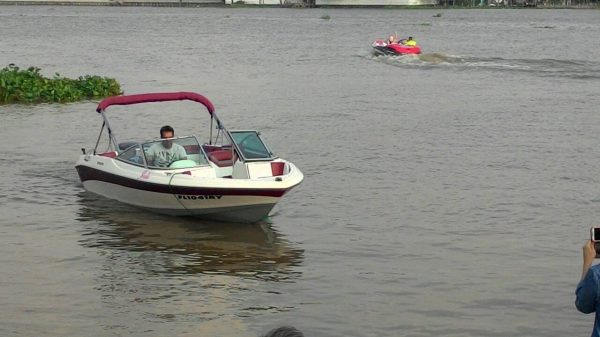 usa ขายคับ เรือนอก 17ft yamaha 115hp