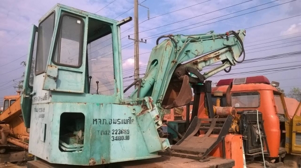 ขายรถแบคโฮเอนกประสงค์ ติดตั้งบน 6 ล้อหัวยาว ไม่ต้องใช้เทนเลอร์ลาก รถใช้งานได้ปกติครับ เอกสารสัญญาซื้อขาย