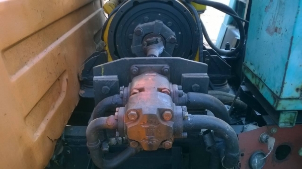 ขายรถแบคโฮเอนกประสงค์ ติดตั้งบน 6 ล้อหัวยาว ไม่ต้องใช้เทนเลอร์ลาก รถใช้งานได้ปกติครับ เอกสารสัญญาซื้อขาย