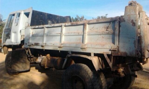 ISUZU TX 185 HP HO7C หกล้อดั๊มพ์ เอกสารเล่มทะเบียนครบครับรถพร้อมใช้งานได้เลย เครื่อง HO7C มีใบคุมให้ยังไม่ลงเล่ม หัวเก๋งร็อกกี้ยังไม่ลงเล่มครับ ภายในเก๋งคอนโซลสวยครบ พวงมาลัยเพาเวอร์ ระบบเบรคทริ๊ปฟี้ ช่วงล่างใหญ่คัชซีสวยมาก ยาง 9.00 ขอบ 20 ราคาต่อรองได้คร ISUZU TX 185 HP HO7C หกล้อดั๊มพ์ เอกสารเล่มทะเบียนครบครับรถพร้อมใช้งานได้เลย เครื่อง HO7C มีใบคุมให้ยังไม่ลงเล่ม หัวเก๋งร็อกกี้ยังไม่ลงเล่มครับ ภายในเก๋งคอนโซลสวยครบ พวงมาลัยเพาเวอร์ ระบบเบรคทริ๊ปฟี้ ช่วงล่างใหญ่คัชซีสวยมาก ยาง 9.00 ขอบ 20 ราคาต่อรองได้คร