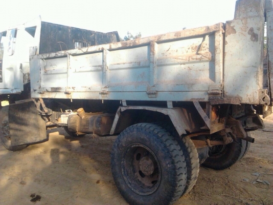 ISUZU TX 185 HP HO7C หกล้อดั๊มพ์ เอกสารเล่มทะเบียนครบครับรถพร้อมใช้งานได้เลย เครื่อง HO7C มีใบคุมให้ยังไม่ลงเล่ม หัวเก๋งร็อกกี้ยังไม่ลงเล่มครับ ภายในเก๋งคอนโซลสวยครบ พวงมาลัยเพาเวอร์ ระบบเบรคทริ๊ปฟี้ ช่วงล่างใหญ่คัชซีสวยมาก ยาง 9.00 ขอบ 20 ราคาต่อรองได้คร