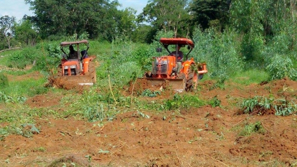 ให้เช่า แบ็คโคร เล็ก 5ตัน รถไถ 47แรง ในเขต จังหวัด หนองบัวลำภู