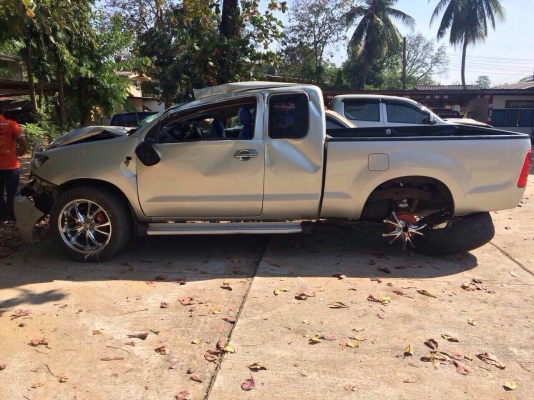 วีโก้เเคป ตัวE เครื่อง2500อินเตอร์เเยกขายเป็นอะไหลเครื่องเกียร ช่วงล่าง อะไหลหัวเก๋ง กระบะทุกอย่าง วีโก้เเคป ตัวE เครื่อง2500อินเตอร์เเยกขายเป็นอะไหลเครื่องเกียร ช่วงล่าง อะไหลหัวเก๋ง กระบะทุกอย่าง