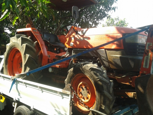 ชื้อแบบไม่ต้องรถเลยครับคันนี้L4508พร้อมใบมีด230000