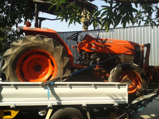 ชื้อแบบไม่ต้องรถเลยครับคันนี้L4508พร้อมใบมีด230000