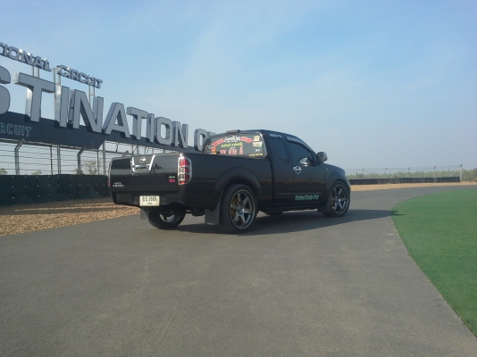 ขายแม็กขอบ 22 พร้อมยางตรงรุ่นนาวาร่า ขายตามสภาพใช้งานได้ปกติ ขายแม็กขอบ 22 พร้อมยางตรงรุ่นนาวาร่า ขายตามสภาพใช้งานได้ปกติ