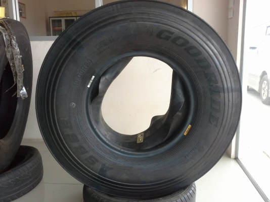 ขายยางใหม่ 10.00R20,  11R22.5,  295 80 มีประกัน