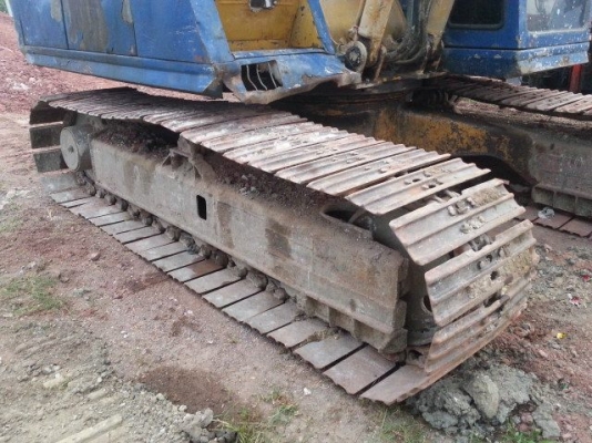 ขายแบ็คโค 100 - 3 โคมัสสุมีรายหัวเจาะ แทรกใหญ่แอร์เย็นพร้อมทำงานสุด ตอนนี้รถอยู่ราชรี ผึ่งทำงานเสร็จ