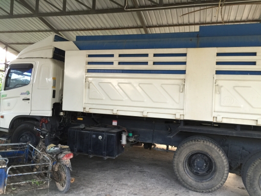 (ยังไม่ขายที)ขายดาวน์...251 แรงดั้ม HINO FM8JNLD รถ ธ.ค.2555 ใช้งานแค่ 13200 กม.รถไม่เคยบรรทุกดิน บรรทุกถังน้ำยางสด..วิ่งใกล้วันละหน