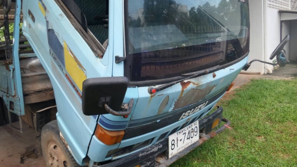 6ล้อกระบะ110แรง NKR58LK-7101565 เกียร์ยาว ยกหัวได้ ปี 2533 รถสภาพดี พร้อมใช้...