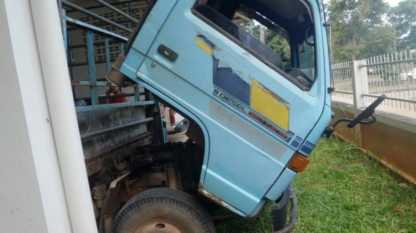 6ล้อกระบะ110แรง NKR58LK-7101565 เกียร์ยาว ยกหัวได้ ปี 2533 รถสภาพดี พร้อมใช้...