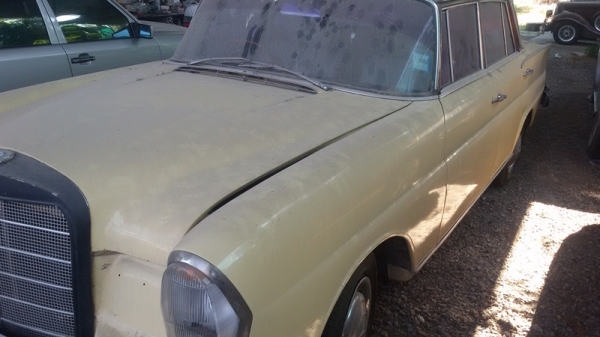 ขาย benz 220 D Classic