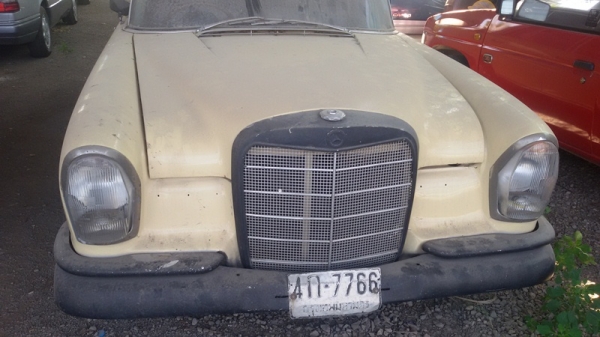 ขาย benz 220 D Classic ขาย benz 220 D Classic