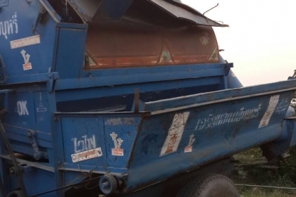 ขายเครื่องสีข้าวแปดฟุตเกษตรพัฒนาจัมโบ้เฟรมหน้า5"ท่อ10"สภาพเดิมไม่ผุพร้อมใช้งานขายถูกๆ69000บาท