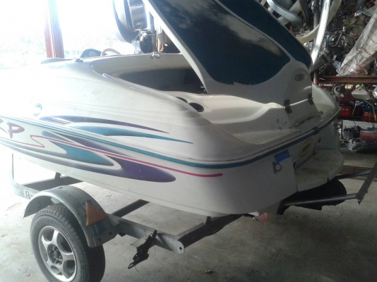 เรือ Rush XP JET Boat เครื่องMercruiser Sport Jet Oil Injection 120 แรงม้า 2 จังหวะ ขนาด 14 ฟุต นำเข้าจากประเทศญี่ปุ่น เรือ Rush XP JET Boat เครื่องMercruiser Sport Jet Oil Injection 120 แรงม้า 2 จังหวะ ขนาด 14 ฟุต นำเข้าจากประเทศญี่ปุ่น