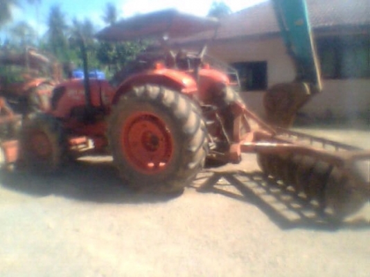 รถไถ KUBOTA M9540  ( รถทำงาน 7,6xx ชม. )  สนใจติดต่อ 081 - 6079515