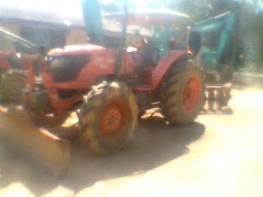 รถไถ KUBOTA M9540  ( รถทำงาน 7,6xx ชม. )  สนใจติดต่อ 081 - 6079515