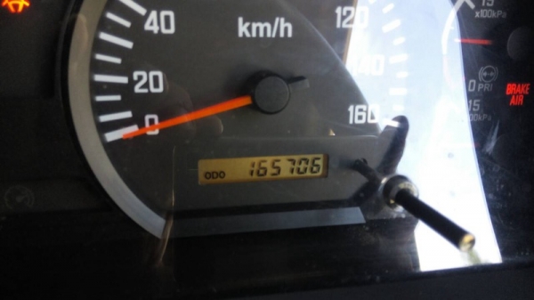 รถอีซูซุ  10  ล้อดั้ม  360  แรงม้า.  ปี 56    สนใจติดต่อ  081 - 6079515