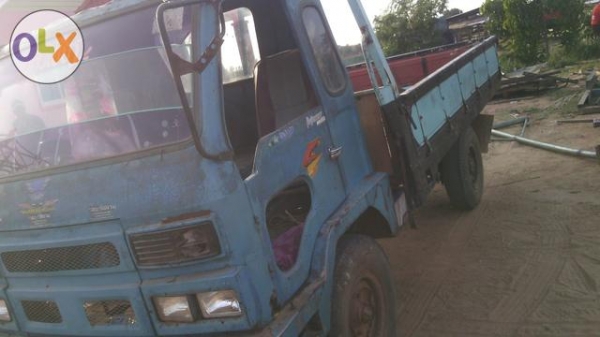 ขายรถนวดข้าวเกษตรพัฒนาสิงเปลือยห้าฟุตจัมโบ้รถสี่ล้อกลางเครื่องอีซูซุ85แรงราคาถูกๆ 83000 บาท รถสวยเครื่องดี