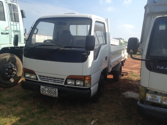 ขาย 4 ล้อเล็ก ราคาถูก ISUZU NKR 88 แรงม้าระบบน้ำมัน รถมีทะเบียน สนใจโทรเลยค่ะ ขาย 4 ล้อเล็ก ราคาถูก ISUZU NKR 88 แรงม้าระบบน้ำมัน รถมีทะเบียน สนใจโทรเลยค่ะ