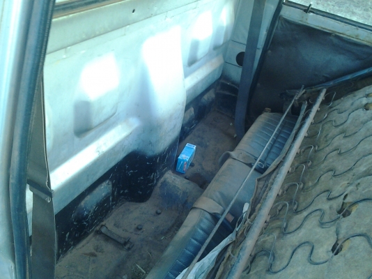 ISUZU KB2200 รถหาเงินครับ เครื่องดี ภายในสวย ภาษี ธันวาคม58 ISUZU KB2200 รถหาเงินครับ เครื่องดี ภายในสวย ภาษี ธันวาคม58