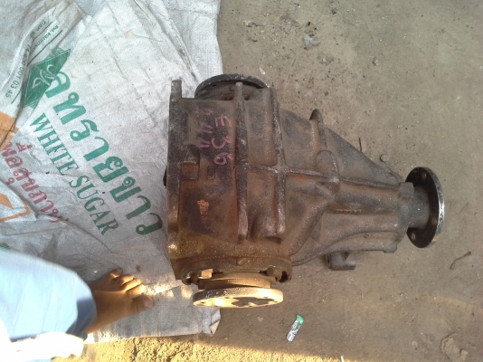 เฟืองท้าย e36