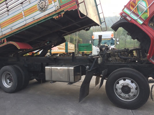 ขายด่วน!! สิบล้อพ่วง แม่-ลูก โทร.081-9450625