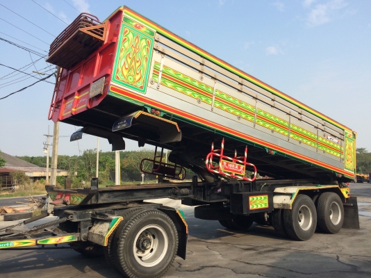 ขายด่วน!! สิบล้อพ่วง แม่-ลูก โทร.081-9450625