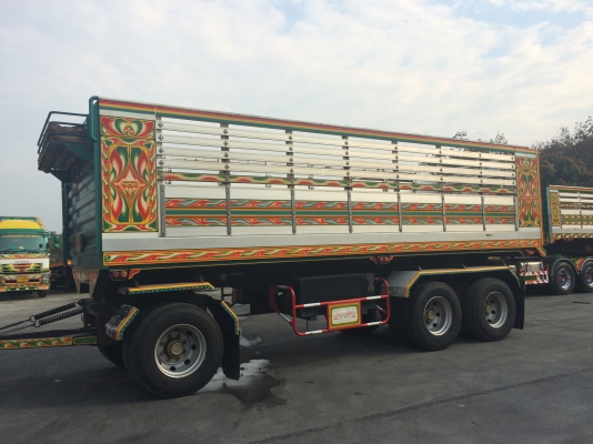 ขายด่วน!! สิบล้อพ่วง แม่-ลูก สภาพใหม่ เลขไมค์แค่ 20,000 โล โทร.081-9450625