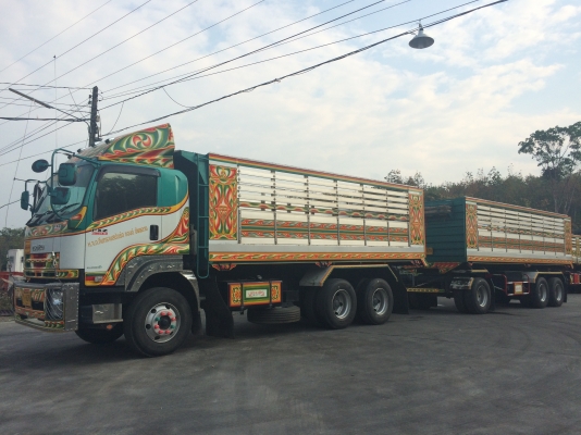 ขายด่วน!! สิบล้อพ่วง แม่-ลูก สภาพใหม่ เลขไมค์แค่ 20,000 โล โทร.081-9450625