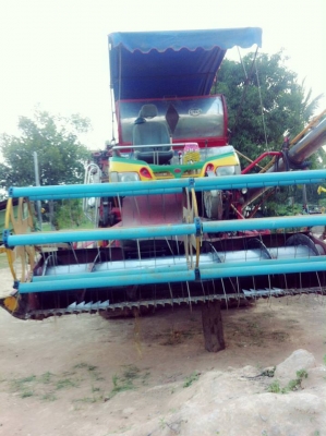 ขายรถเกี่ยวข้าว เจ้าช้างไวไฟ