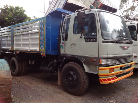 ขายรถบรรทุกสิบล้อดัมพ์ HINO sumo227 เครื่อง EM100-220 แรง ปี 33 วางหัวสิงไฮเทค ลงเล่มแล้วทะเบียนพร้อมโอน