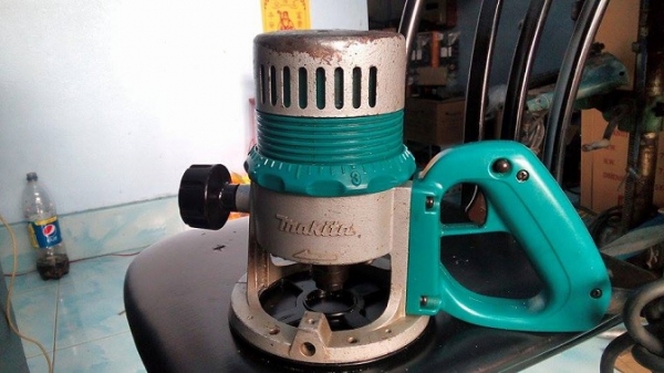 ขายเร๊าเตอร์ MAKITA3601B มือสอง สภาพดีครับ