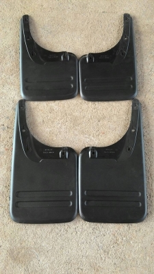 พลาสติกกันโคลน วีโก้ตัวต่ำ ของใหม่