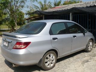 ซิตี้รถบ้านของคุณครูขายเองเลยครับลดราคาแล้วเหลือ 185000