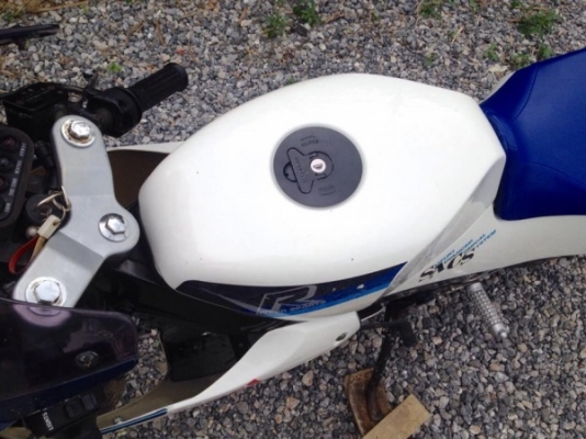 ขาย suzuki. Gsx R50 gag